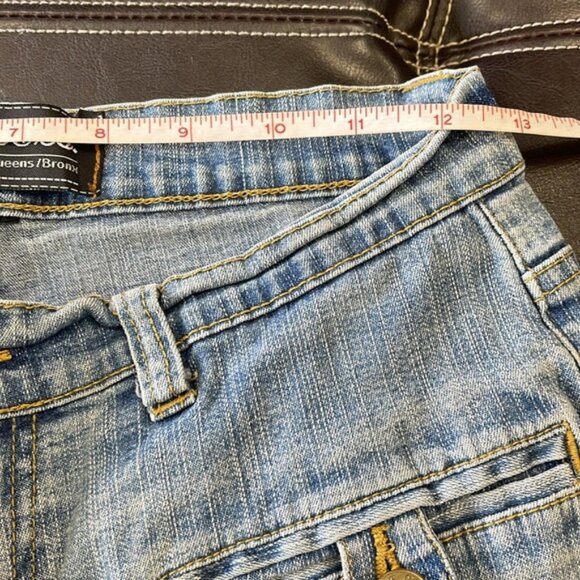 5ive Jungle & Co Women's Jean Shorts (12) - Picture 4 of 8